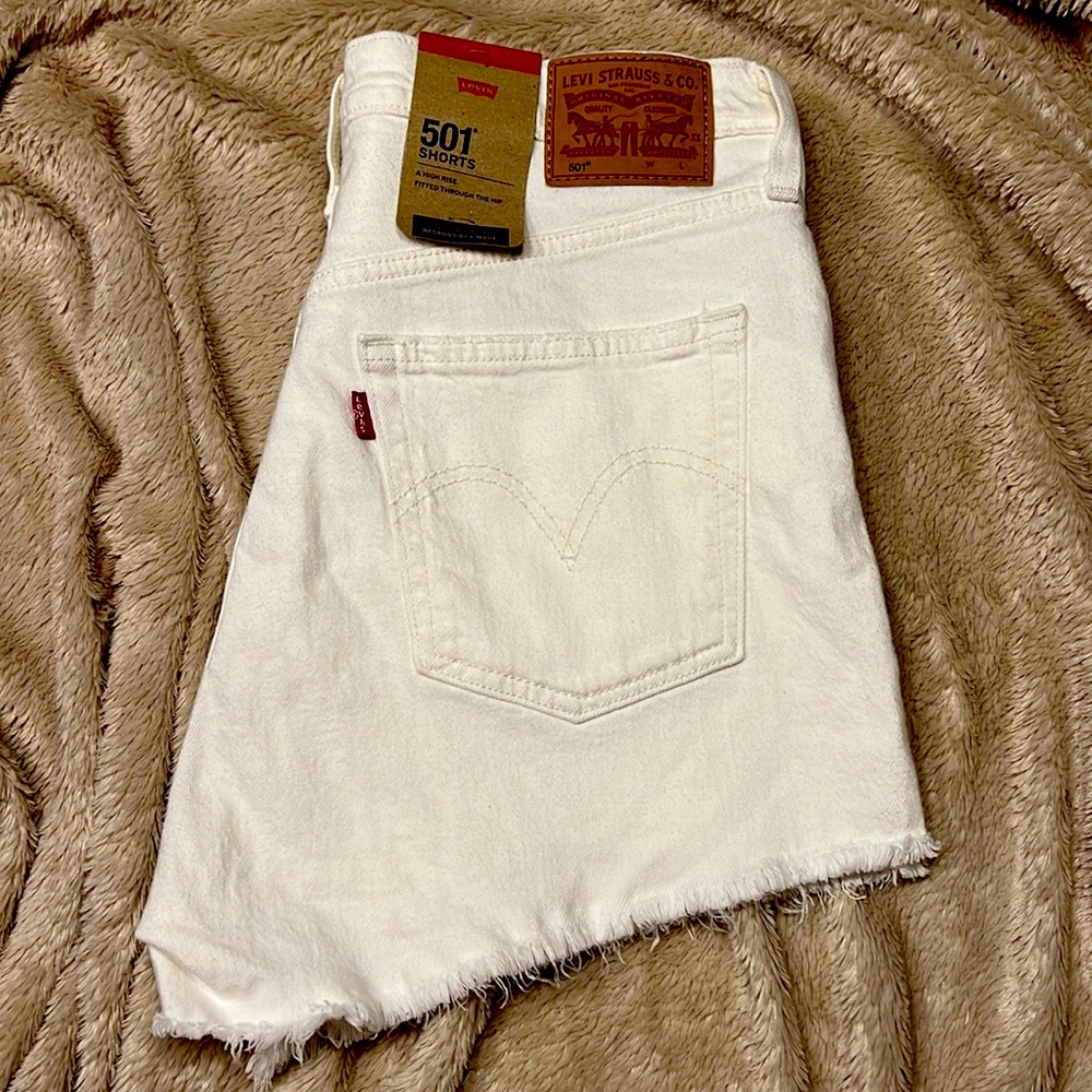 LEVI’S 501 High Rise Shorts - Picture 4 of 6